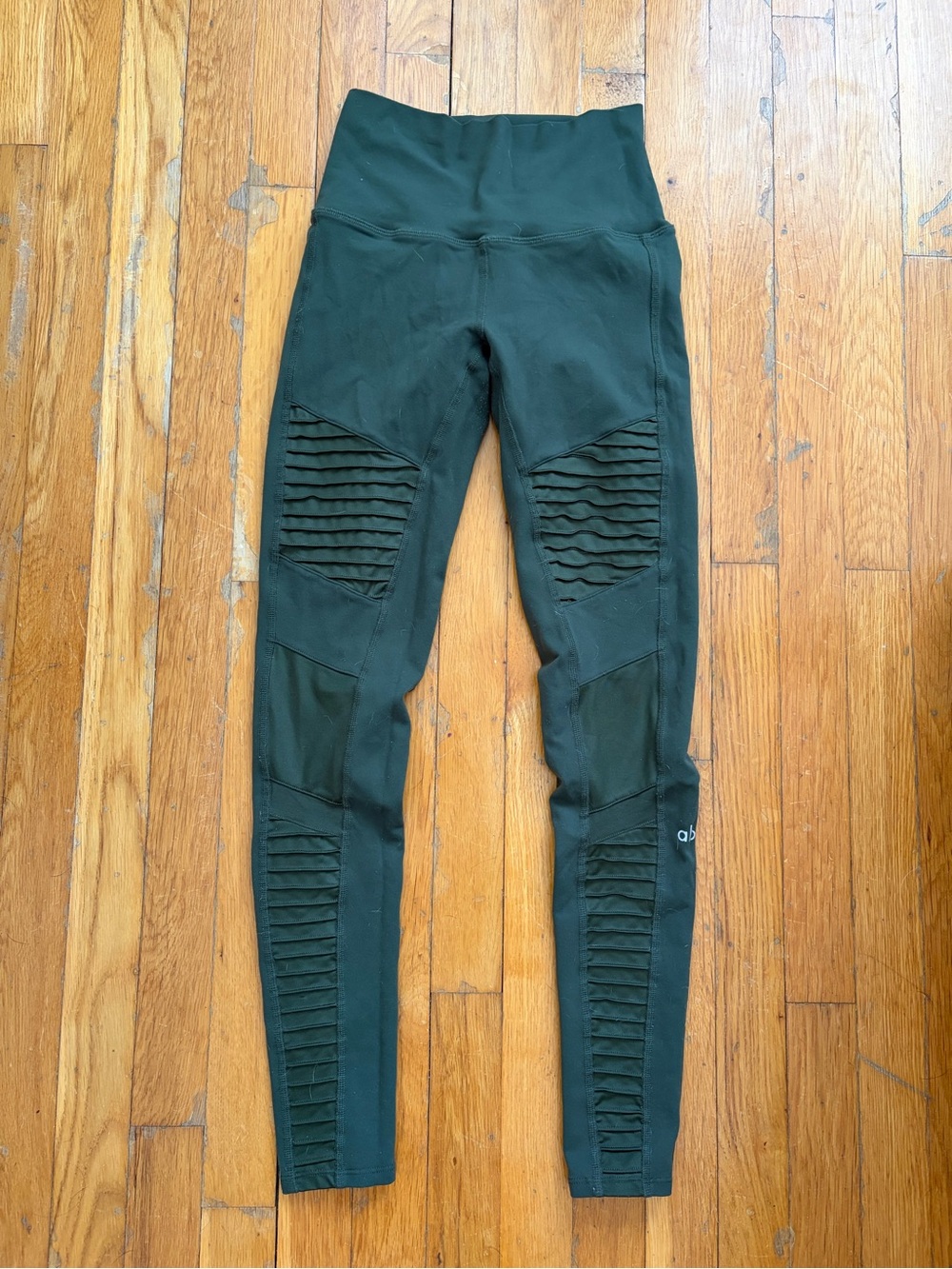 ALO Yoga Olive Green Moto Leggings